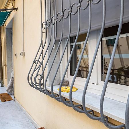 La Spezia Central Apartment - Near The Station Bagian luar foto