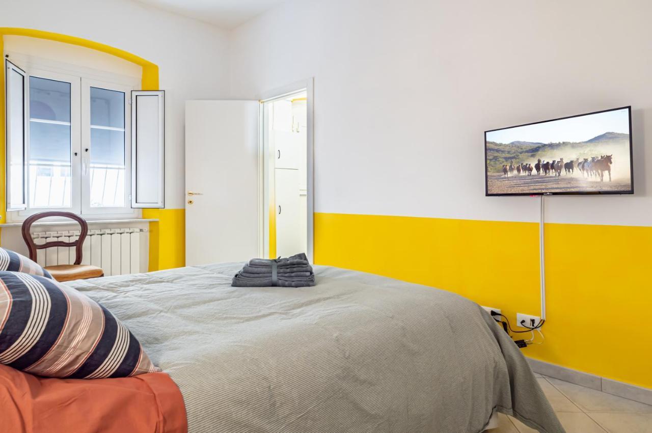 La Spezia Central Apartment - Near The Station Bagian luar foto